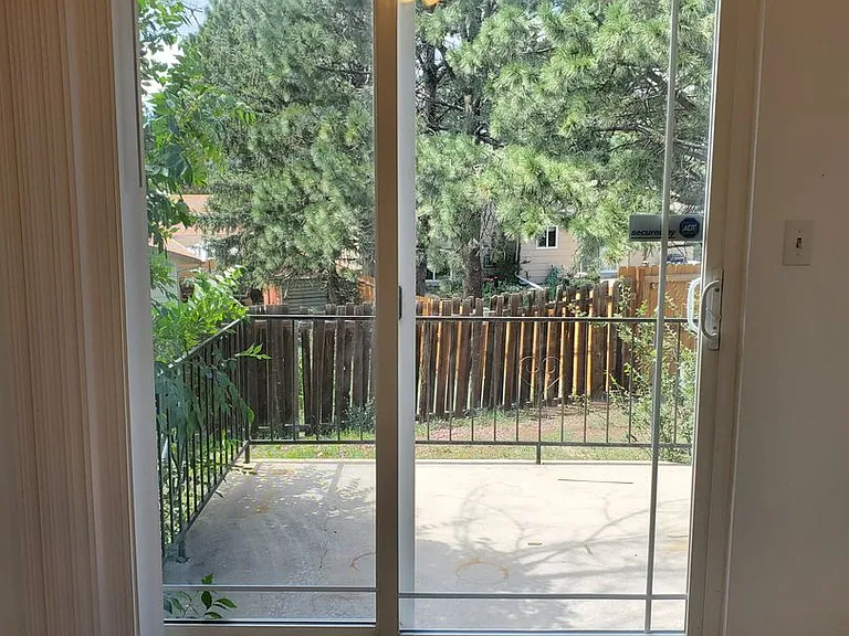 5528 Fiesta Ln — Photo 7