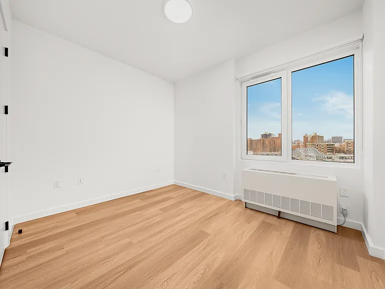 261 Grand Concourse #1718 — Photo 9