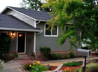 101 Nancy Ln, Willits, CA 95490