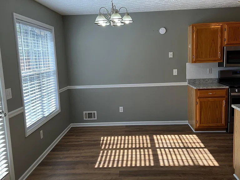 106 Oakwood Cir — Photo 20