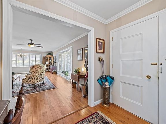 2nd image of 709 Overbrook Dr