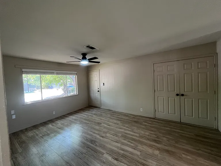 207 N Winchester Way #3 — Photo 3