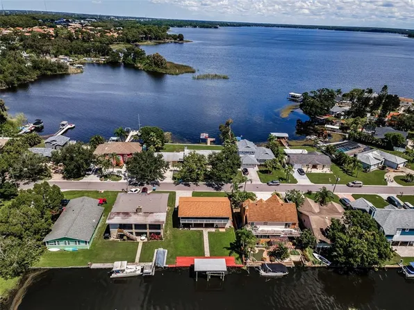 53 Freshwater Dr, Palm Harbor, FL 34684