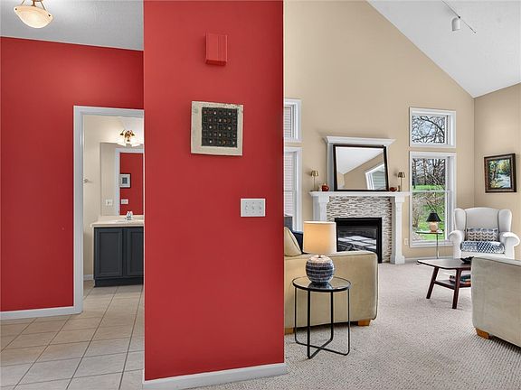 5th image of 718 Rookery Way