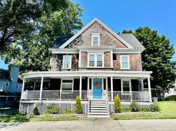 330 Winter St, Fall River, MA 02720