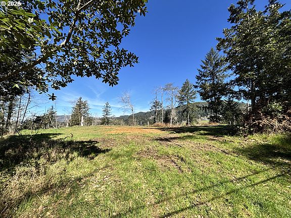 5th image of 96475 Cape Ferrelo Rd