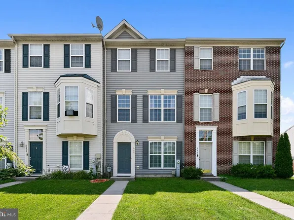668 Luthardt Rd, Middle River, MD 21220