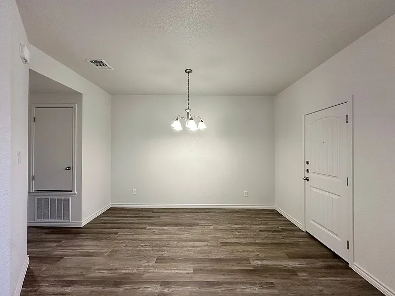 117A Dolphin Dr — Photo 11