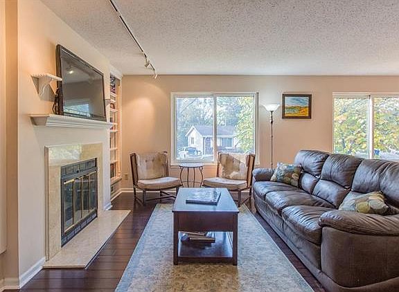3rd image of 12235 Spring Place Ct
