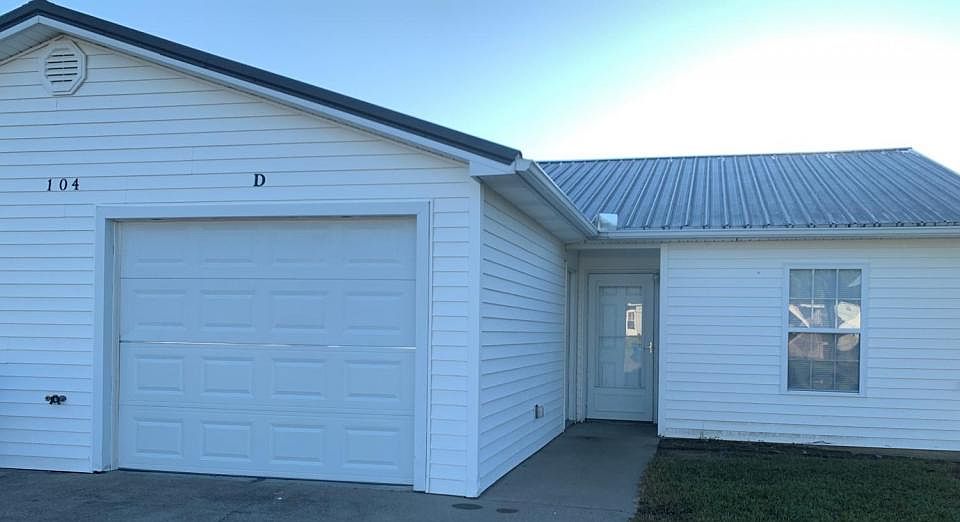 1st image of 104 Olivia Dr APT D