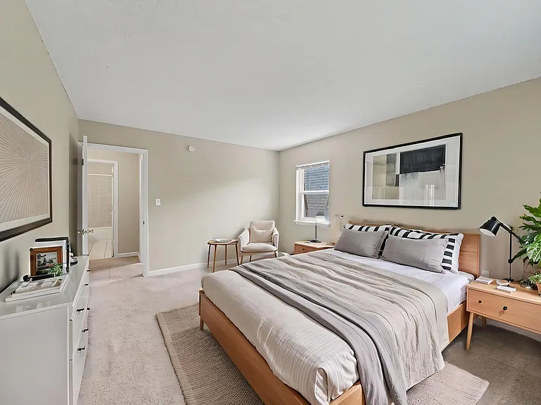3280 Madison Ave #2 — Photo 4