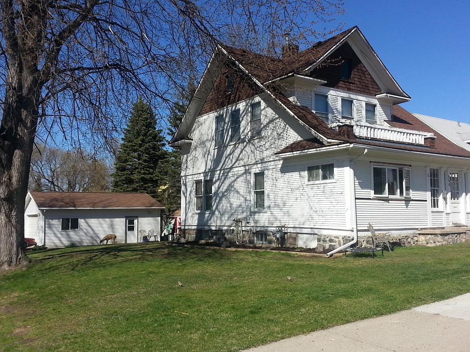 1st image of 506 Holmes St W