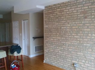 3810 W Belle Plaine Ave APT 2, Chicago, IL 60618