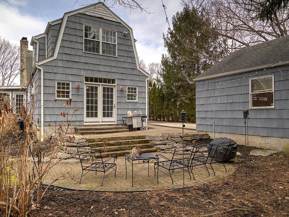 2nd image of 2763 Fairfax Dr