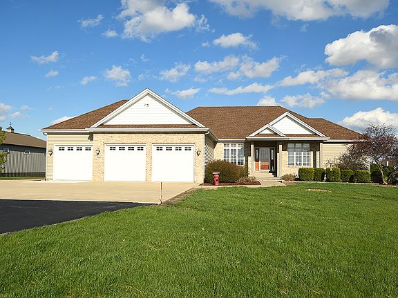 3rd image of 3095 N 5000w Rd