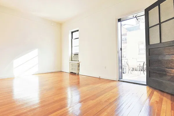 Rented by Balass Ralph, LREB | media 4