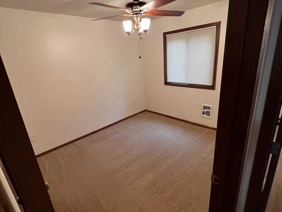 514 S Main St #106