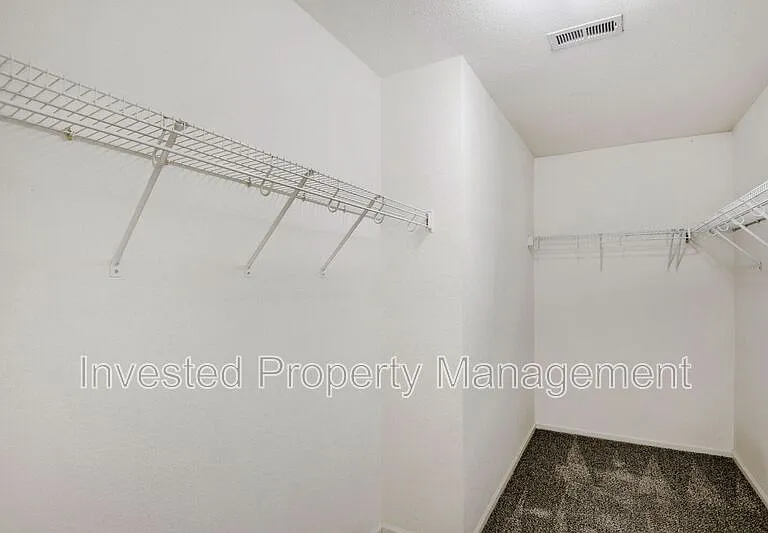 11602 Fenwick Cir — Photo 15