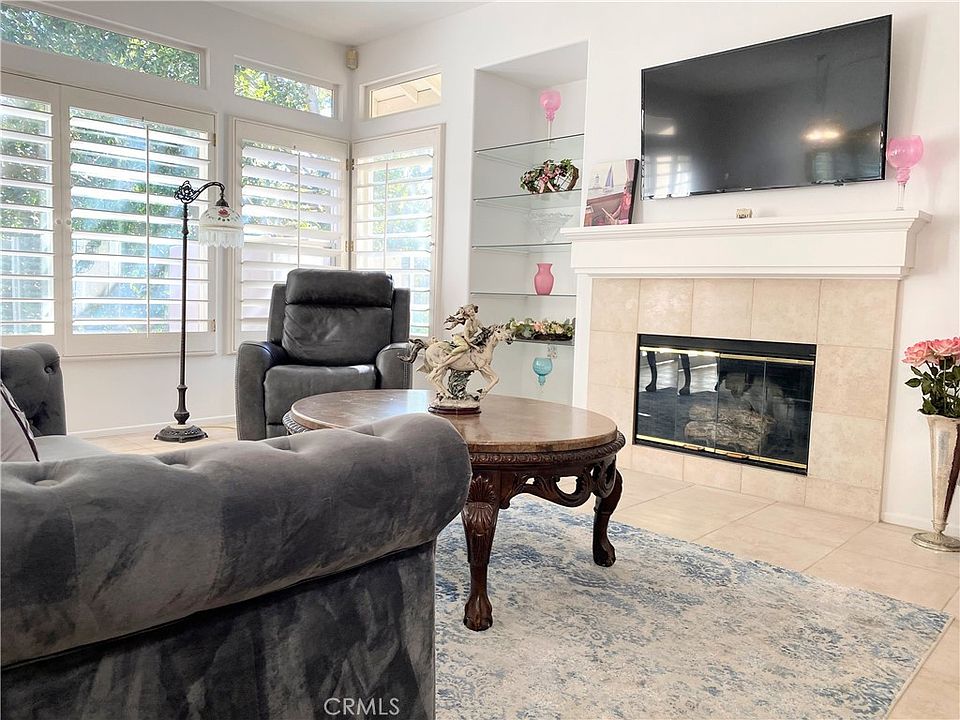 1st image of 28938 Paseo Caravella