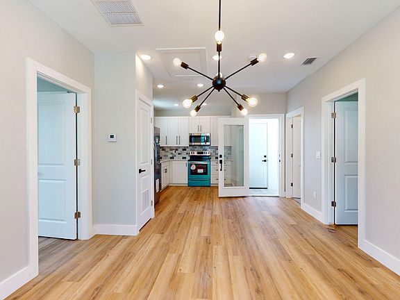 3rd image of 1516 59th St N #1/2