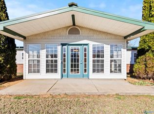 1511 Ready Section Rd, Hazel Green, AL 35750