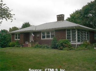 169 Country Club Rd, Middletown, CT 06457