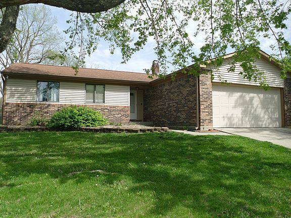 2nd image of 7117 Chimney Rock Ct