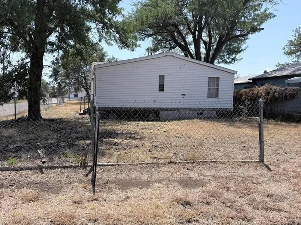 862 E Locust St, Pampa, TX 79065