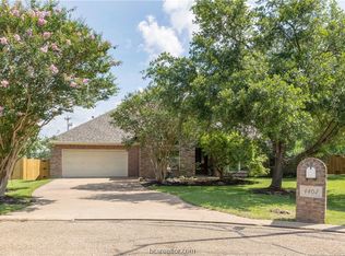 4402 Belvoir Ct, College Station, TX 77845