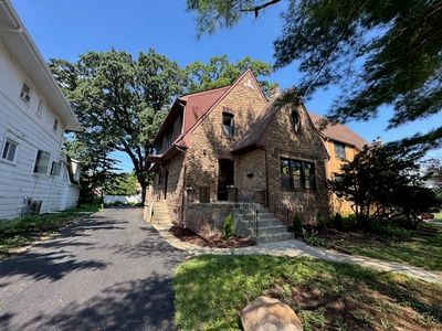 3512 Woodside Ave, Brookfield, IL, 60513