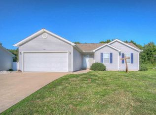 1541 S College St, Webb City, MO 64870