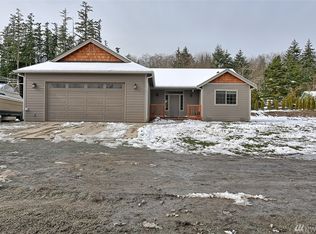 77 Bradley Pl, Camano Island, WA 98282