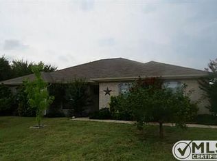 757 Hunter Ct, Azle, TX 76020