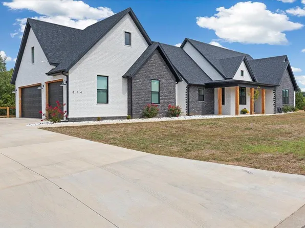 814 W Regello Drive, Nixa, MO 65714