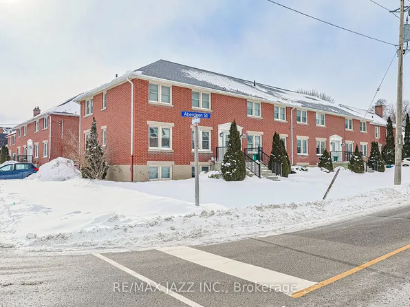 366 Mary St N #4, Oshawa, ON L1G 5C8