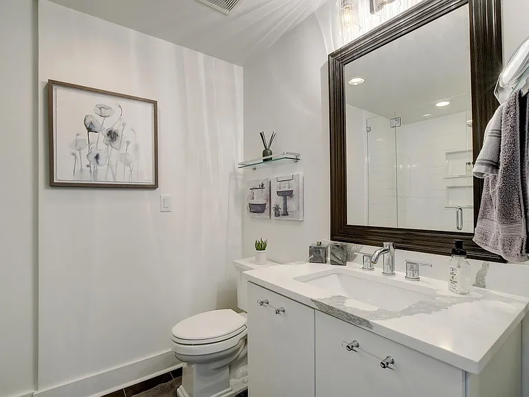 603 Davis St #1011 — Photo 22