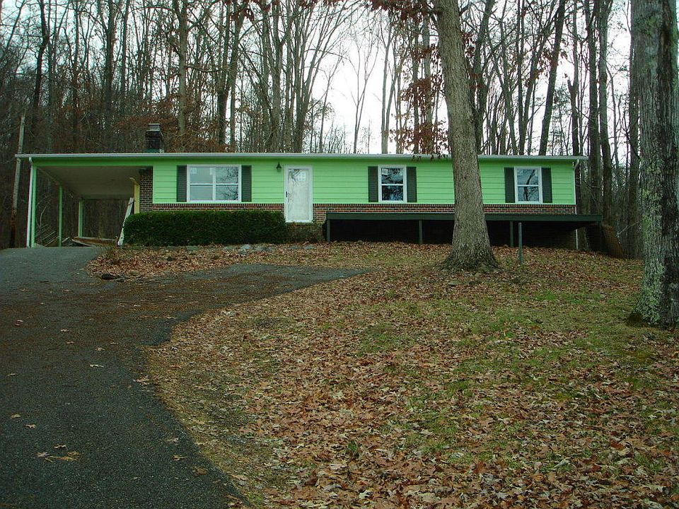 1st image of 444 Laurel Lake Cir