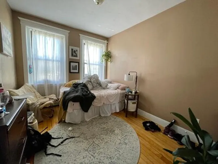 68 Glenville Ave #3 — Photo 9