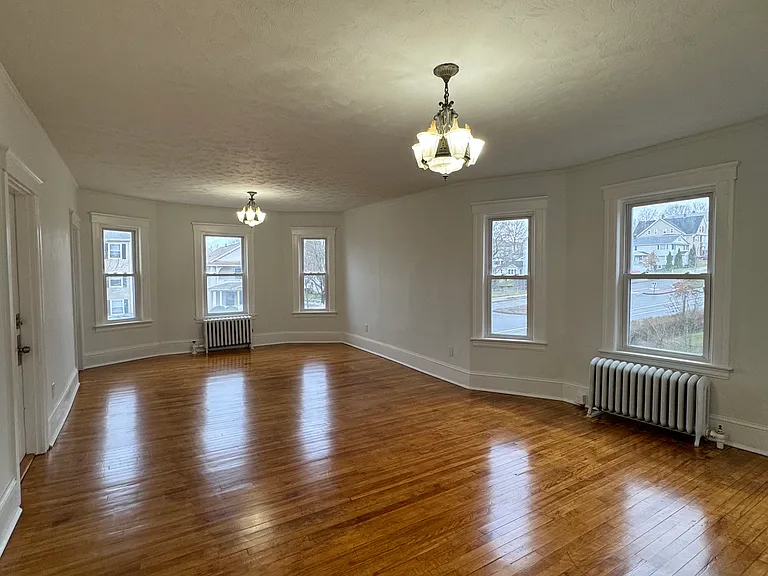 123 Hamilton St #2 — Photo 8