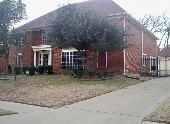 2nd image of 2155 Strathmore Dr