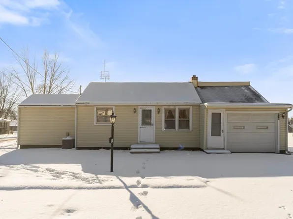 310 E Church St, Pierceton, IN 46562