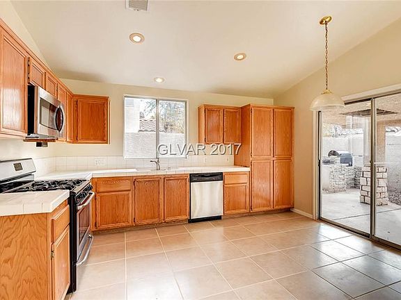 5th image of 10001 Garamound Ave