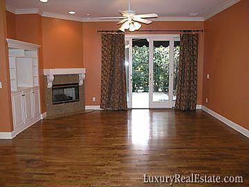 3rd image of 604 Penn Pl