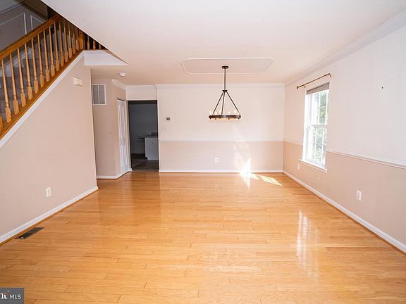 3rd image of 4308 Marigold Ln