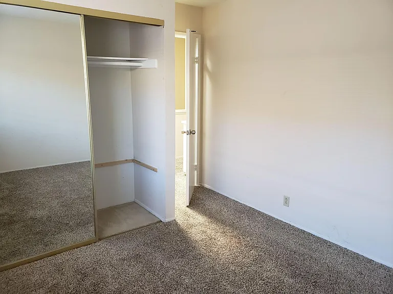 8726 Villa La Jolla Dr #81 — Photo 6