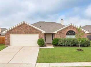 609 Marybeth Dr, Burleson, TX 76028