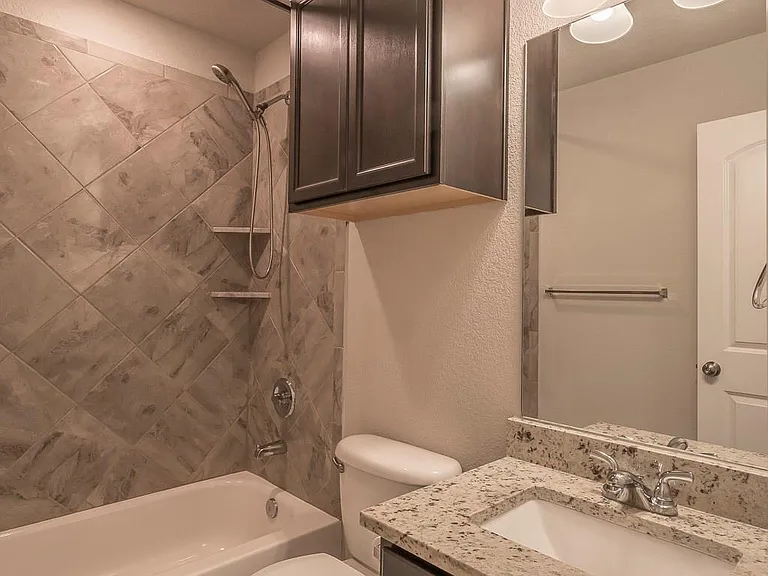 7418 Masters Dr — Photo 17
