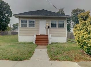 22 Oakland Ave, Pleasantville, NJ 08232