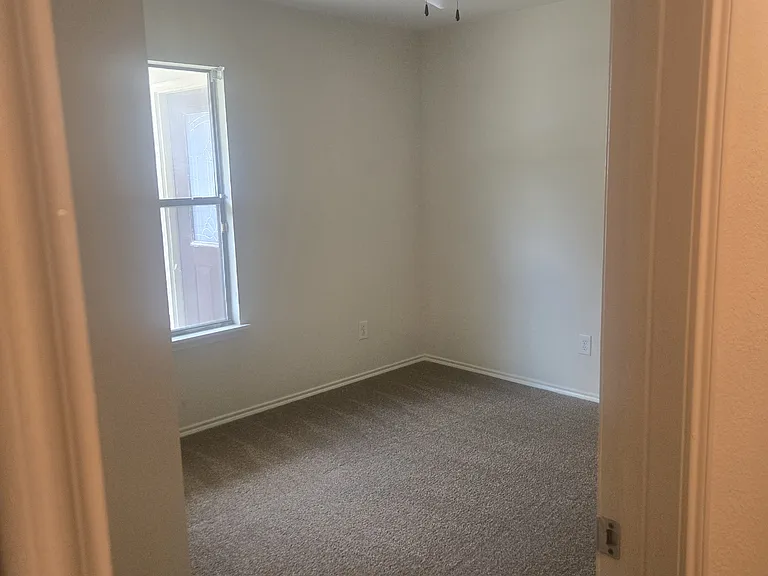 11623 Township Dale Ct — Photo 10