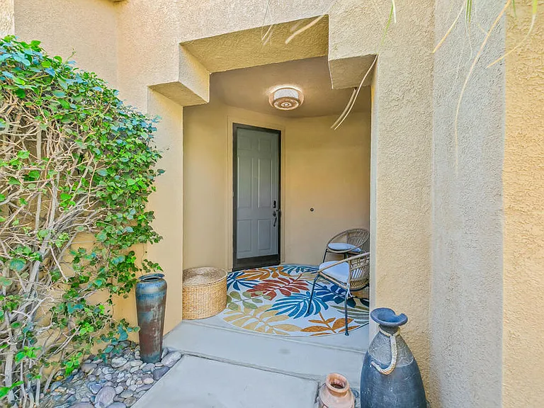 67361 N Laguna Dr — Photo 30